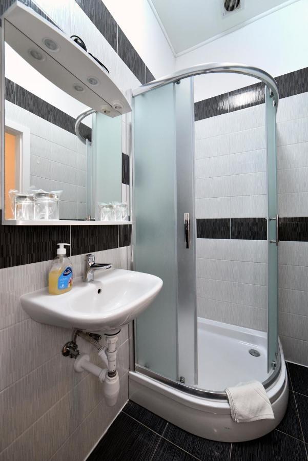 זאגרב Virtus Apartments And Rooms With Free Private Parking מראה חיצוני תמונה
