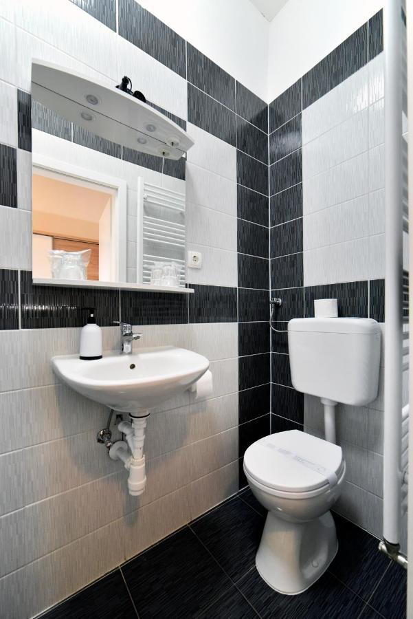 זאגרב Virtus Apartments And Rooms With Free Private Parking מראה חיצוני תמונה