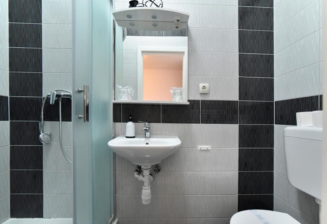 זאגרב Virtus Apartments And Rooms With Free Private Parking מראה חיצוני תמונה